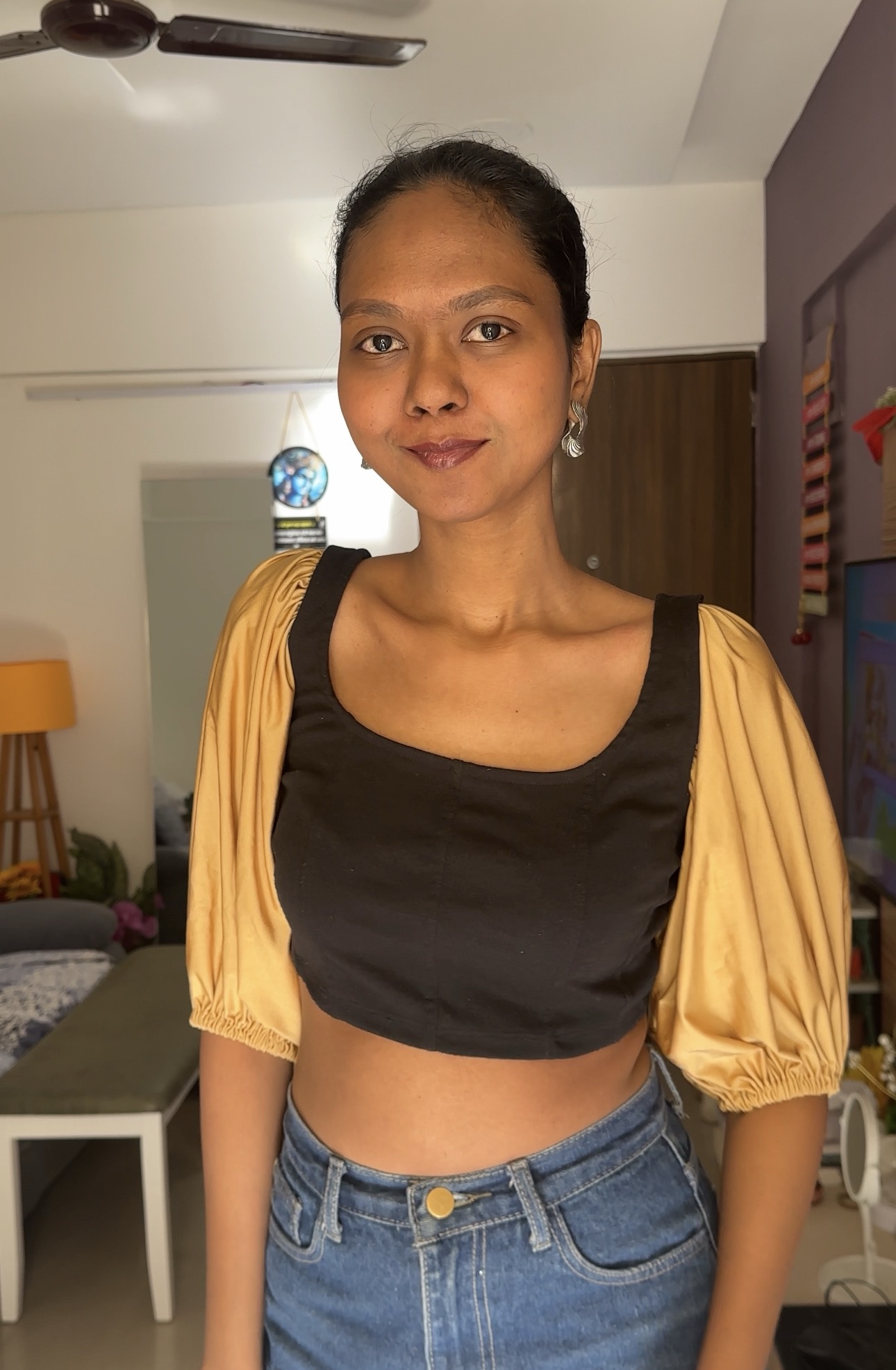 Golden Stretchable Lycra Sleeves