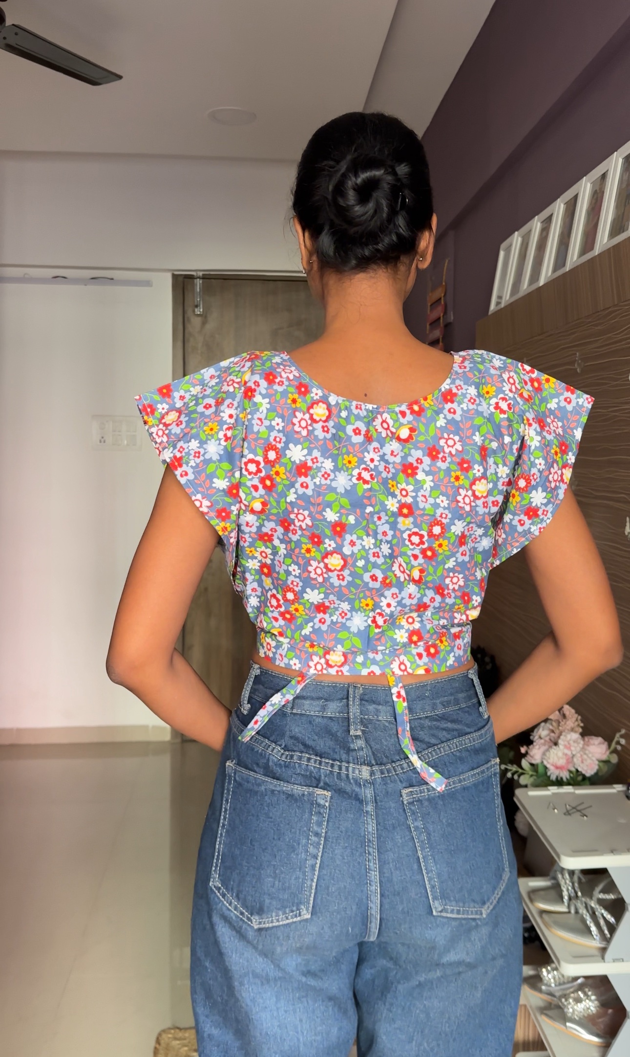 Grey floral Tie-Top