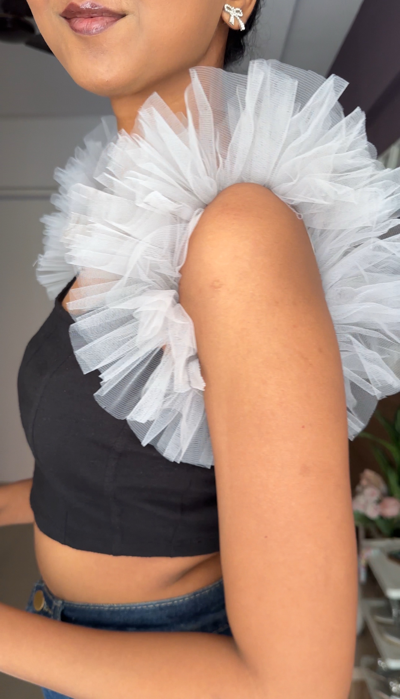 Light Grey Net Ruffle Sleeves
