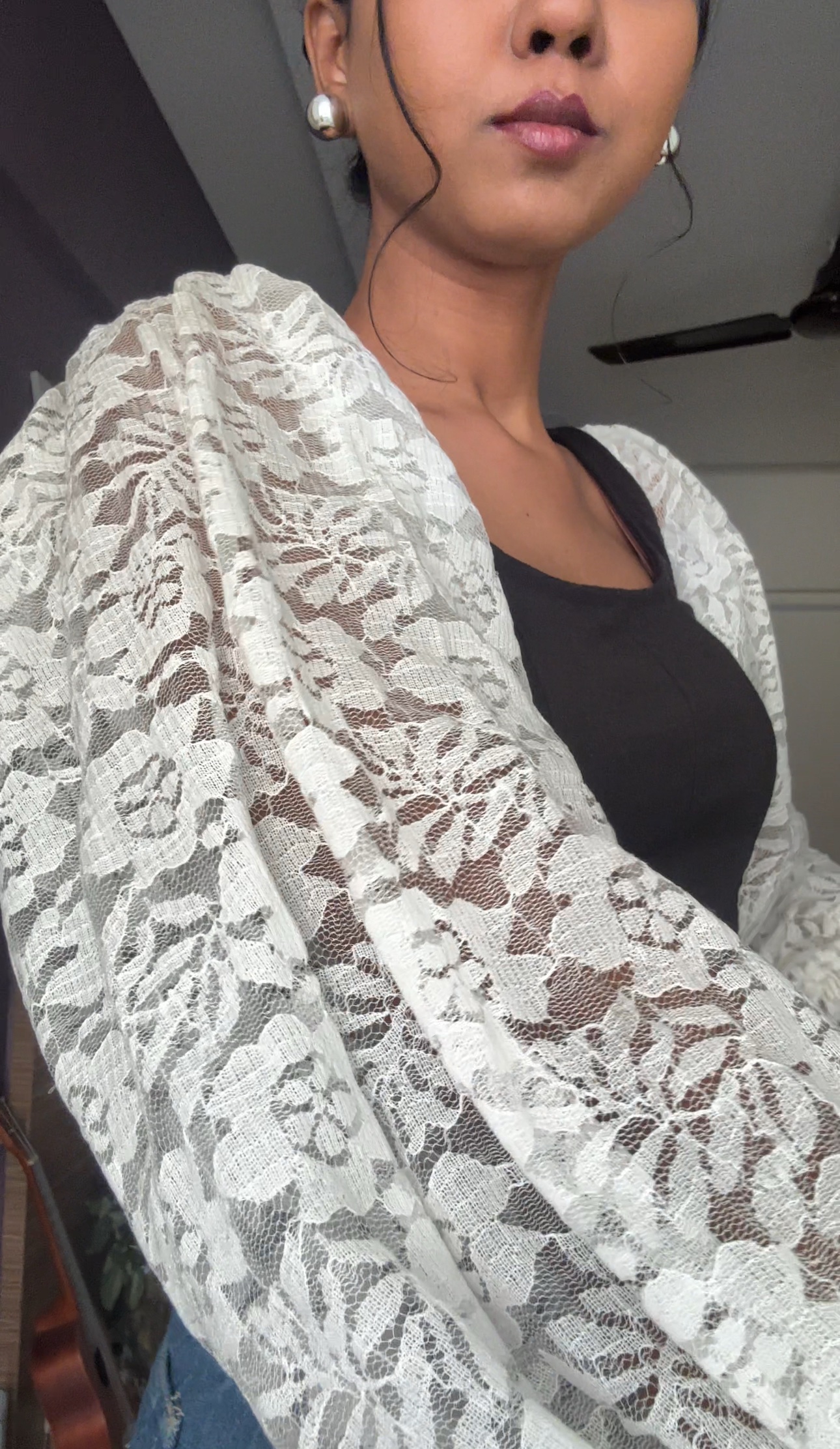 Brasso White Long Detachable Puff Sleeves