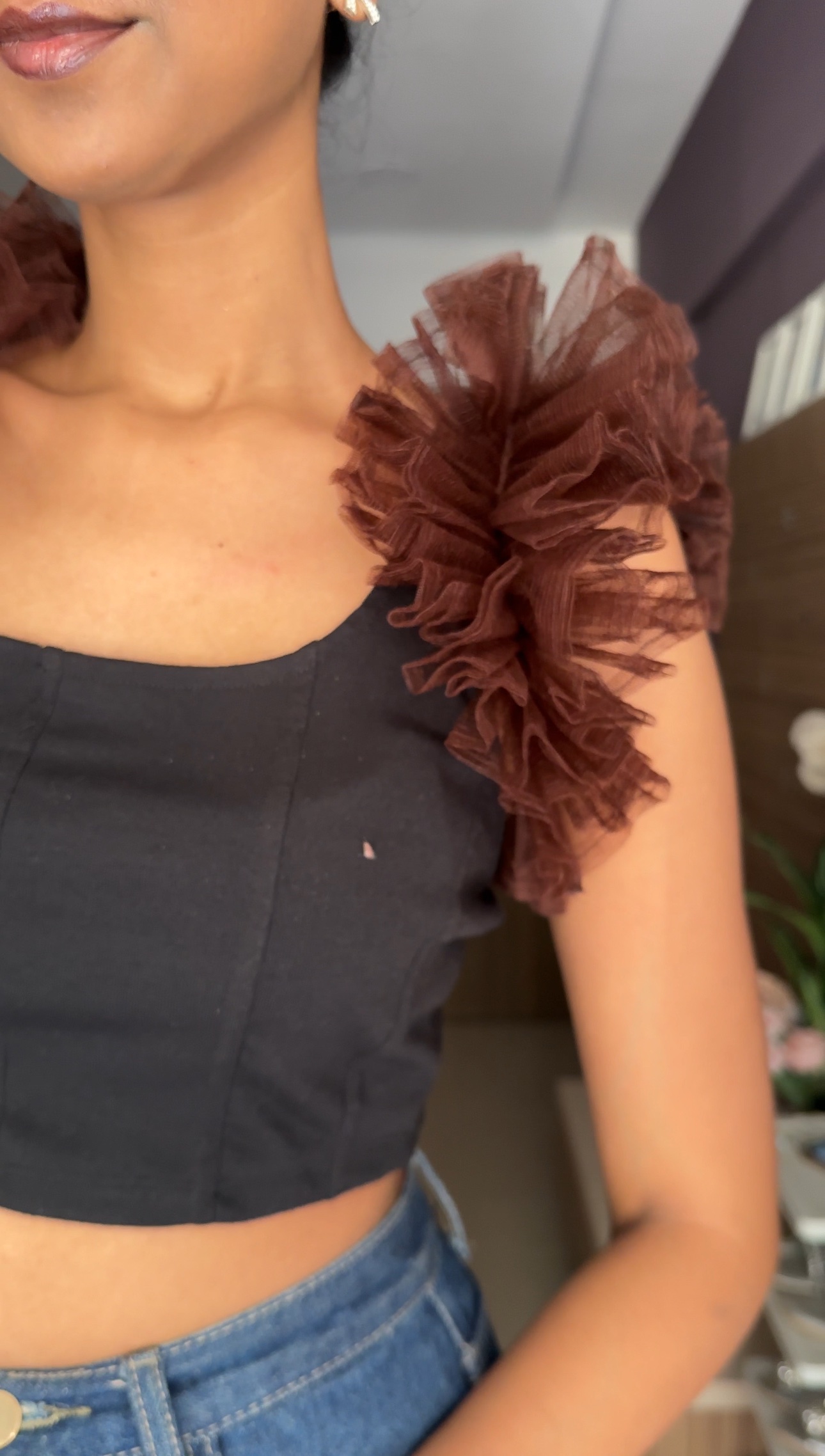 Dark Brown Net Ruffle Sleeves