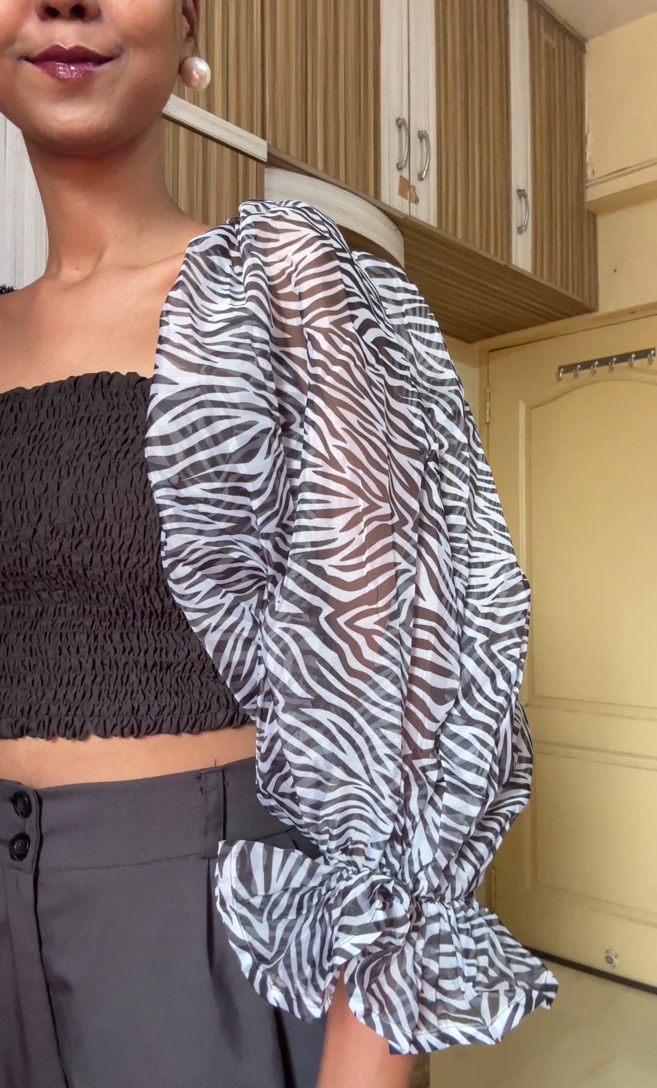 Zebra Print organza Sleeves