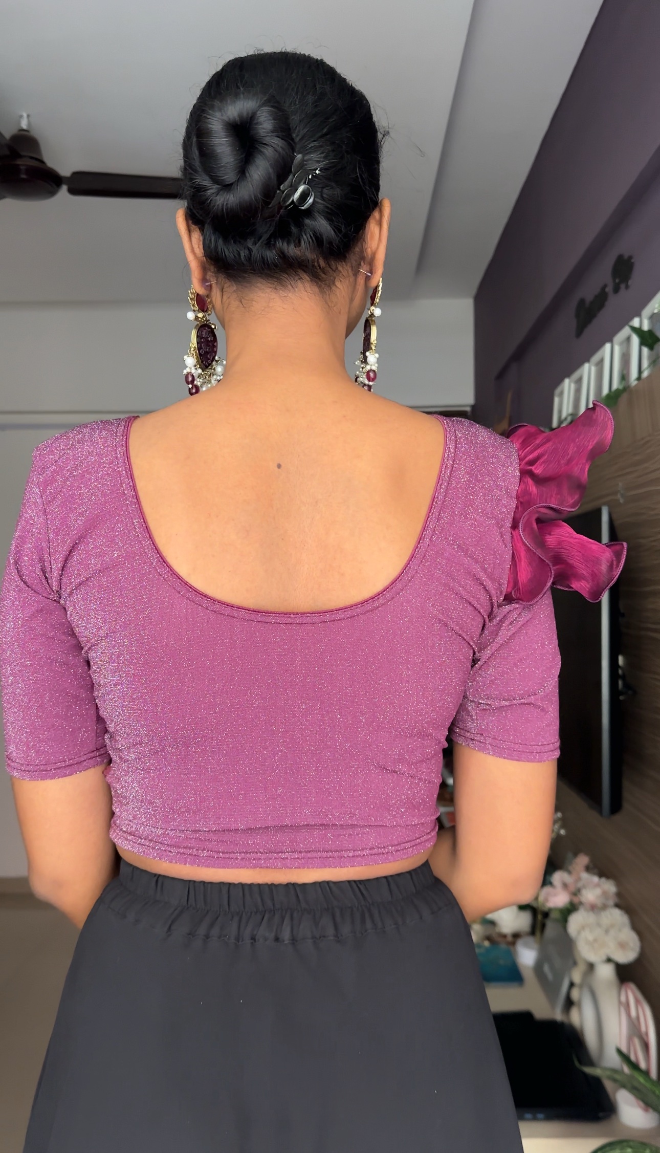 One side ruffle Blouse