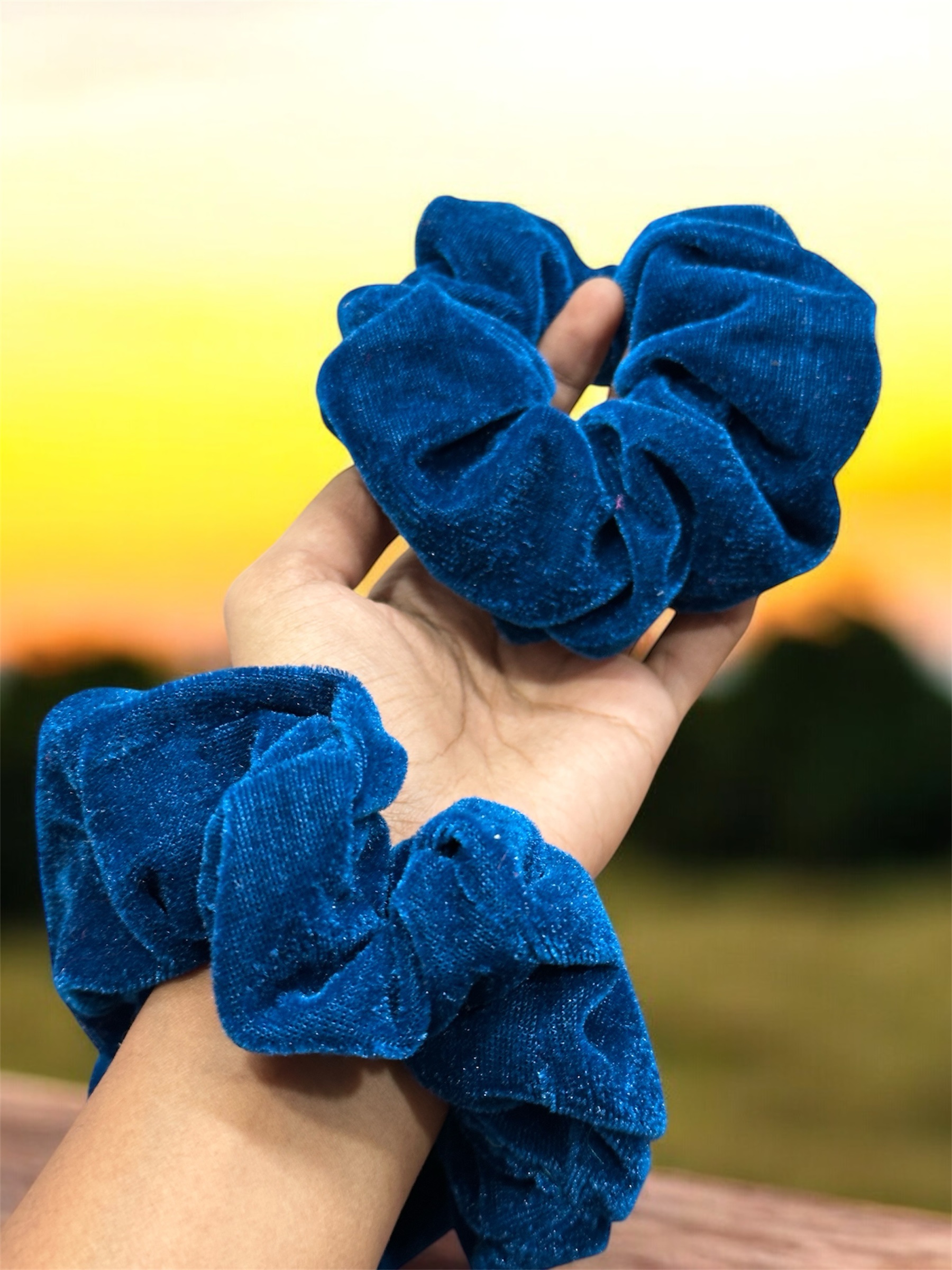 Set of 2 Trendy Scrunchie
