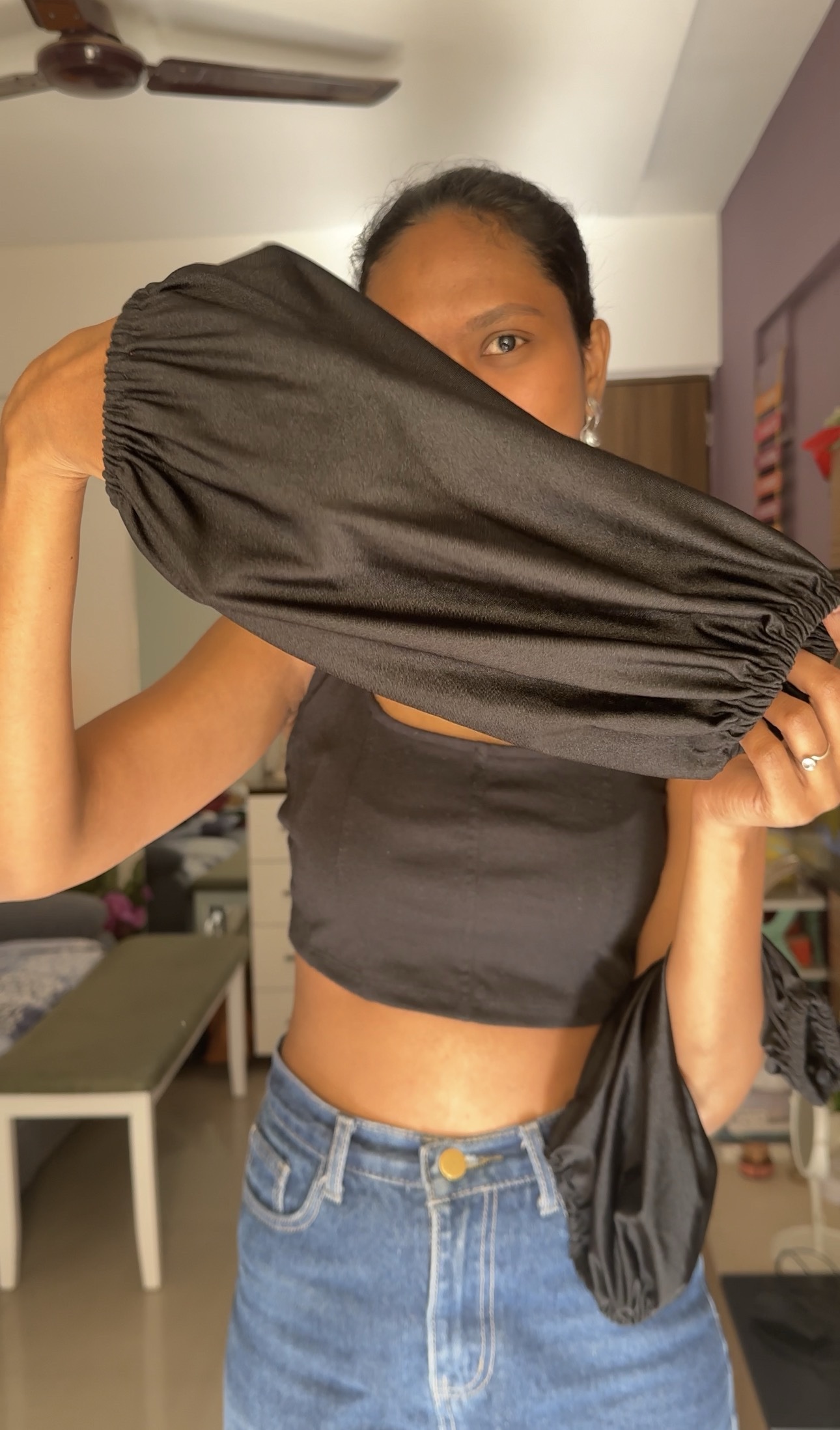 Black Super Stretchable Lycra Puff Sleeves