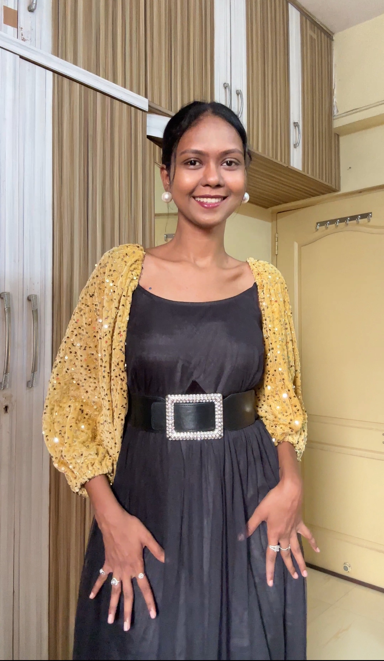 Detachable Golden Sequin Puff Sleeves