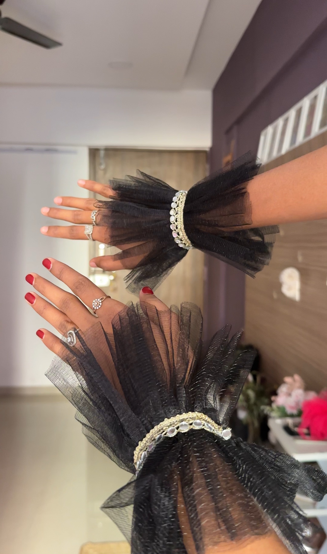 Black Detachable Hand Cuff