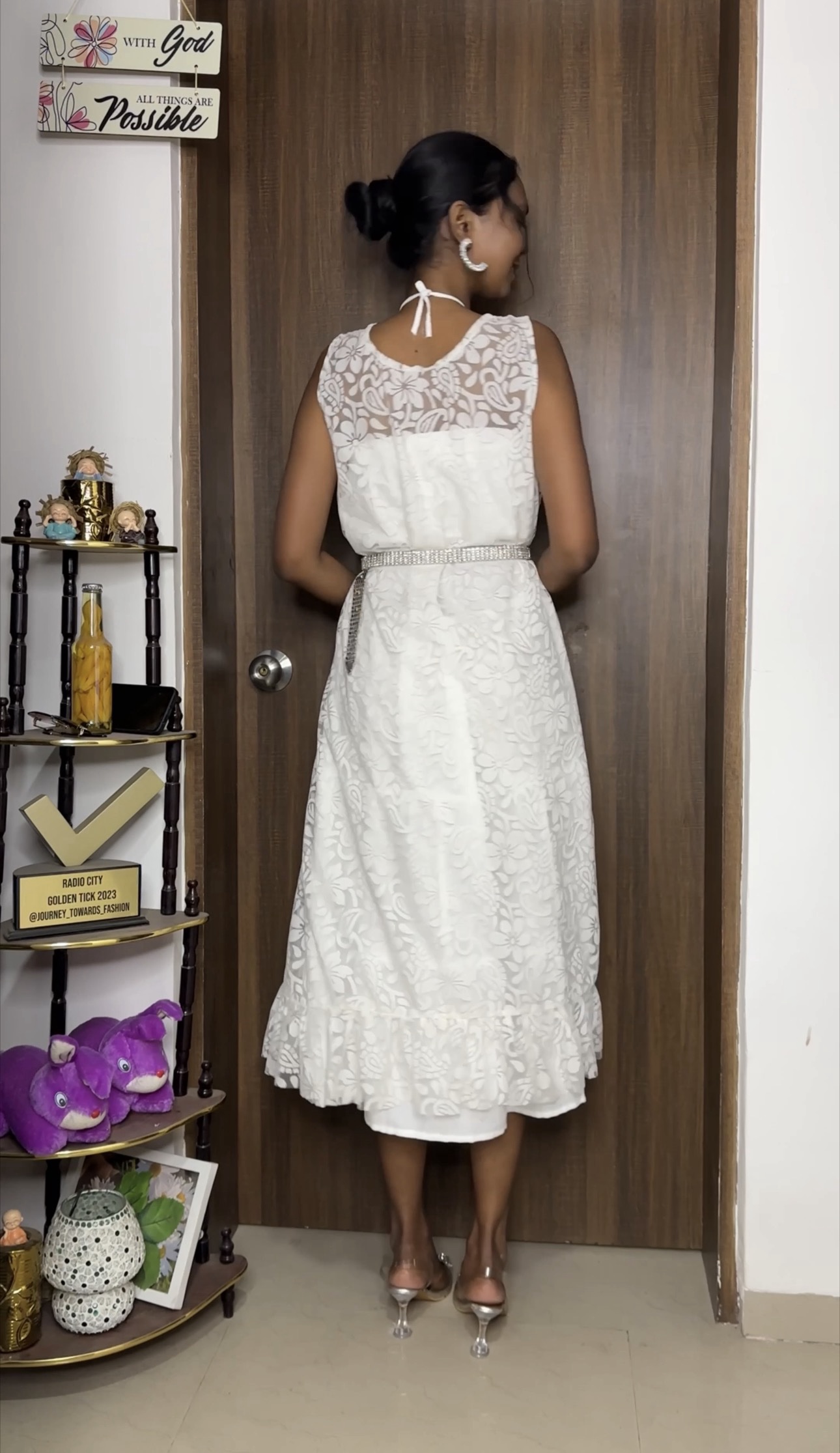 White Brasso Shrug