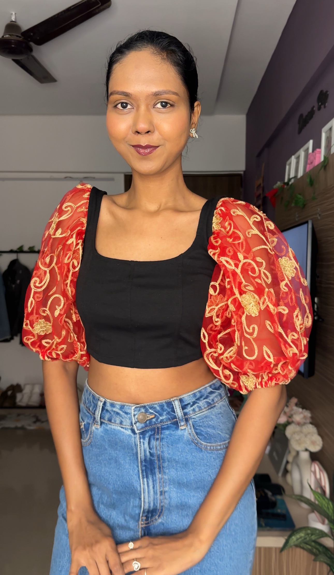Red Embroidered Net Sleeves