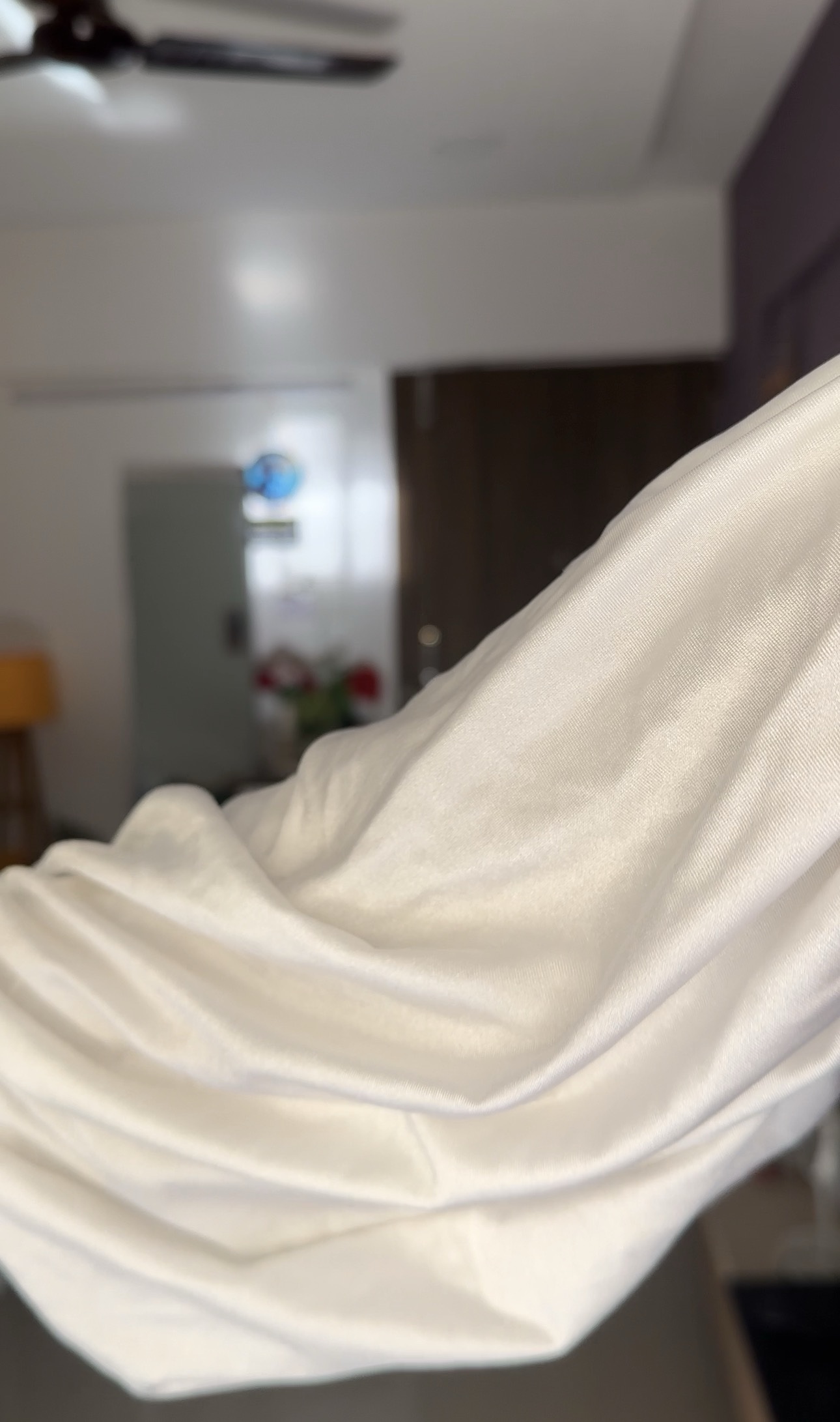 White Stretchable Lycra Sleeves