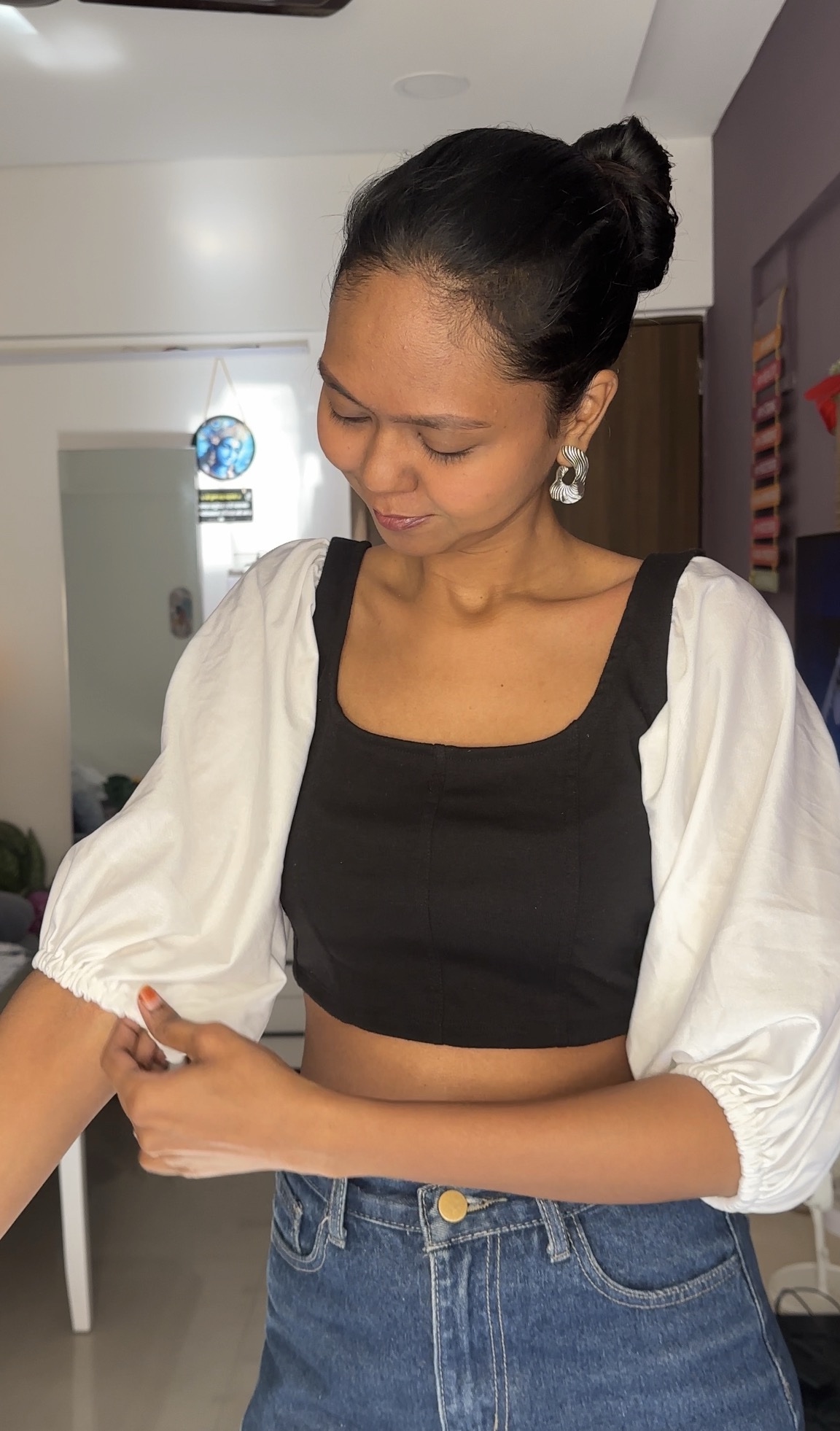 White Stretchable Lycra Sleeves