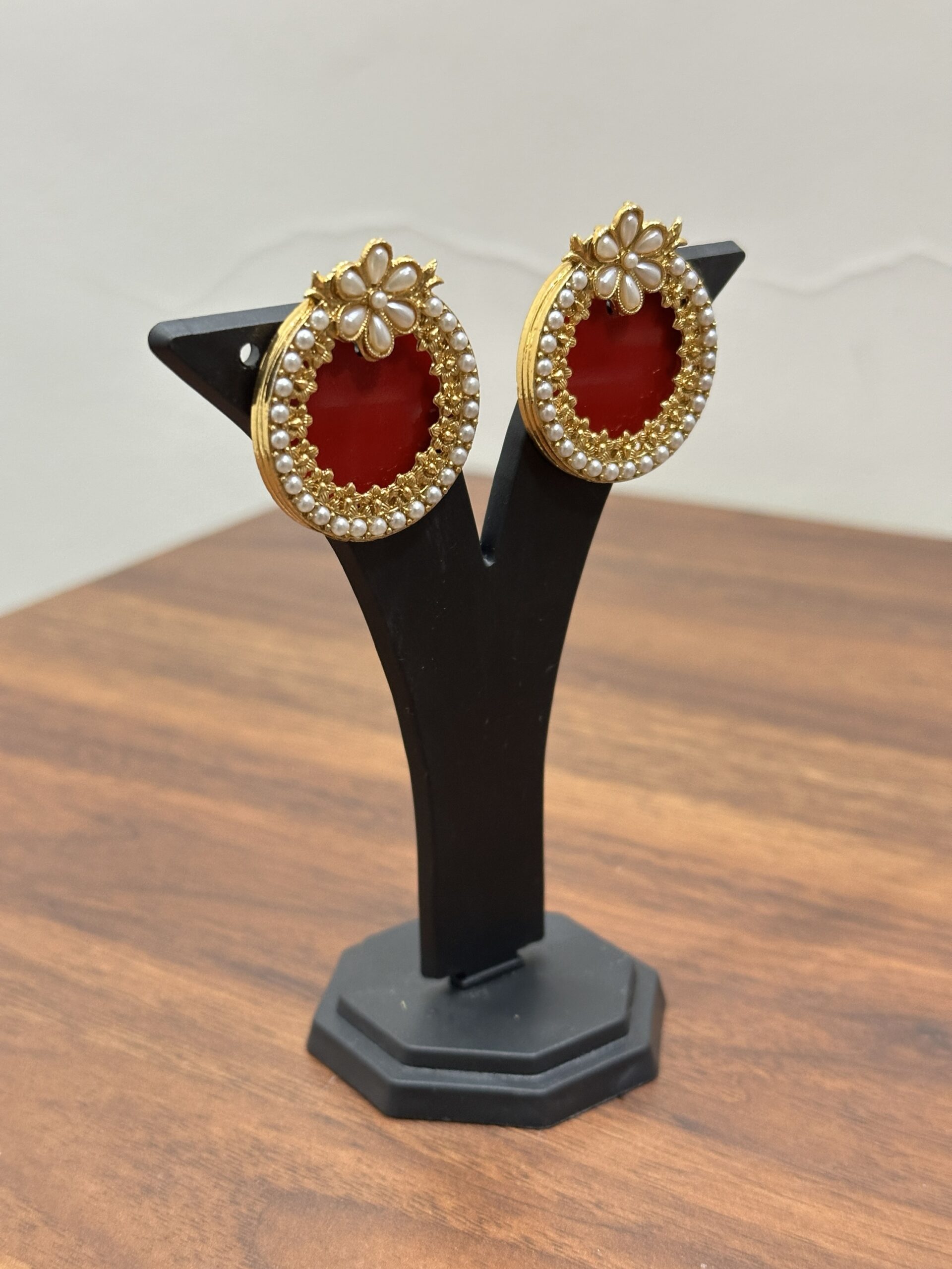 7 Colour Changing Stud Earring Set