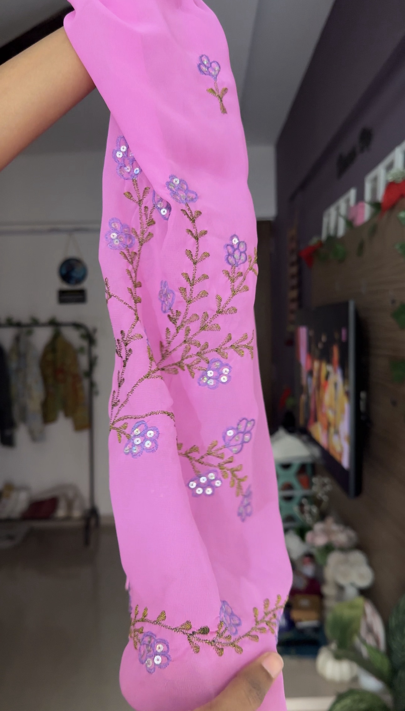 Pink Detachable Embroidered Bra Straps Sleeves