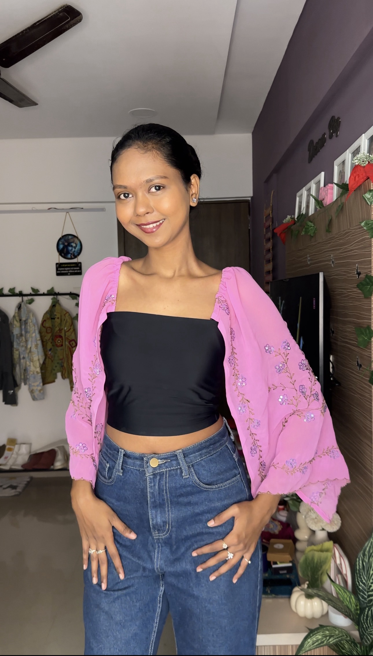 Pink Detachable Embroidered Bra Straps Sleeves