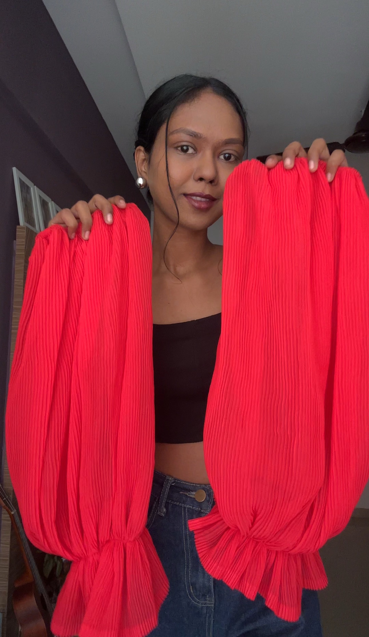 Red Crushed Fabric Detachable Sleeves