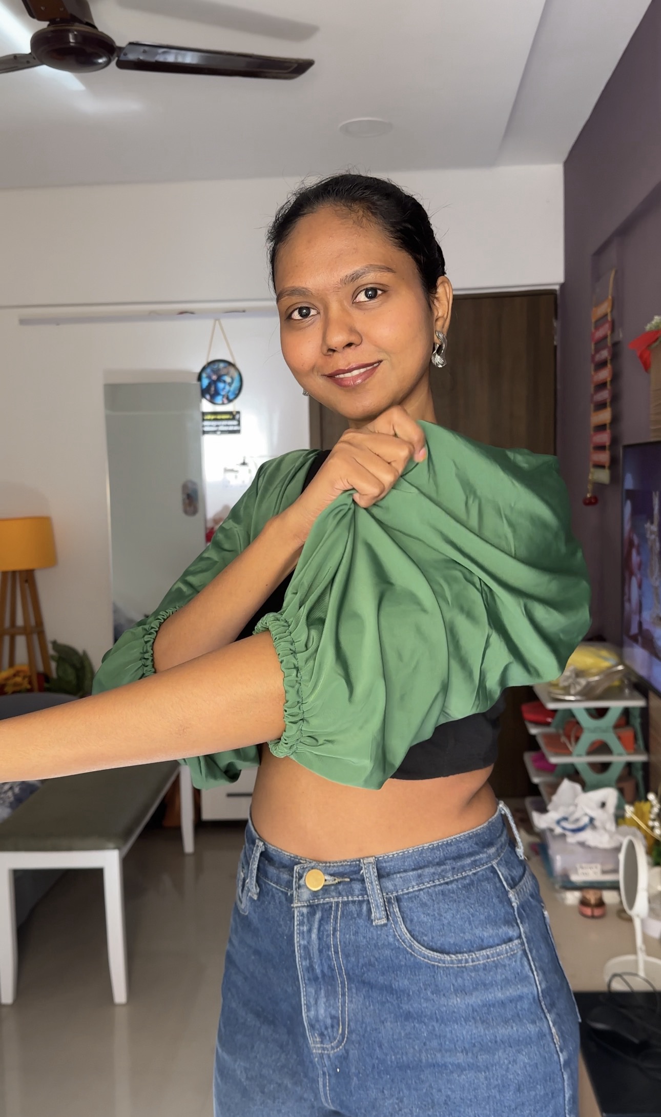 Mehendi Green Stretchable Lycra Sleeves