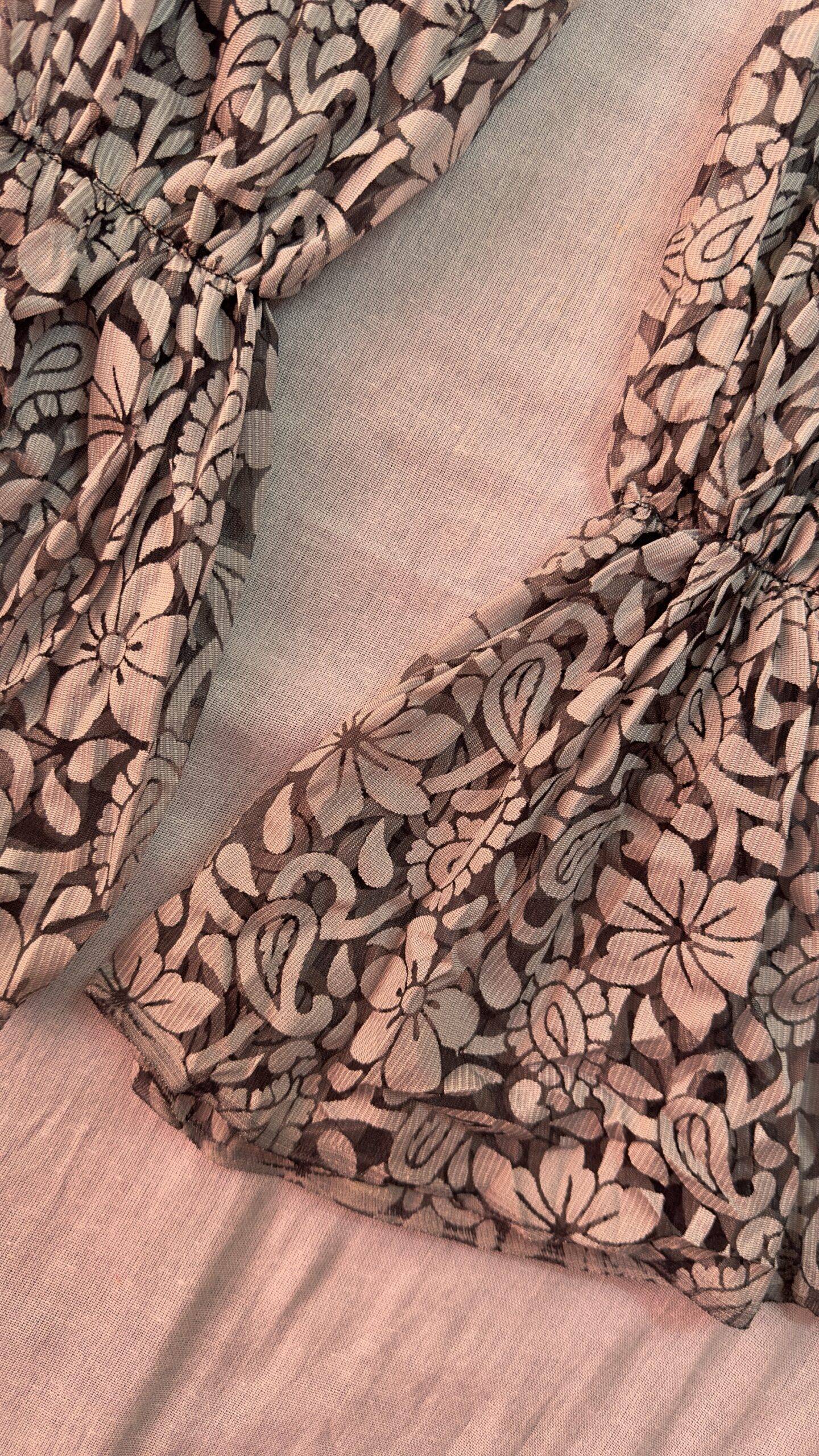 Brasso Flounce Sleeves
