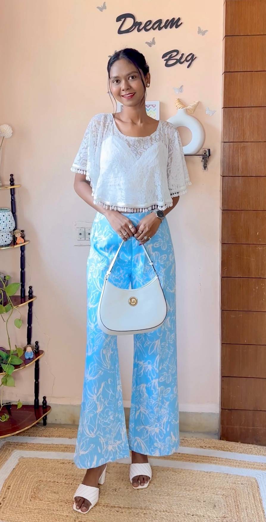 White Brasso Cowri Shell Cape