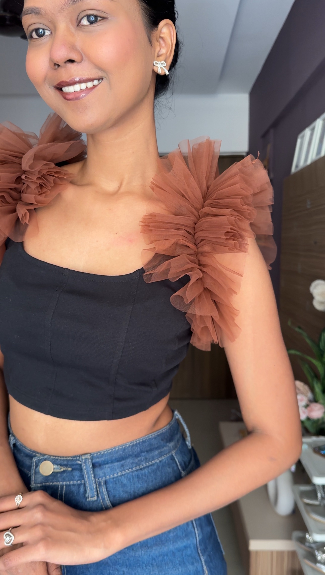 Light Brown Net Ruffle Sleeves