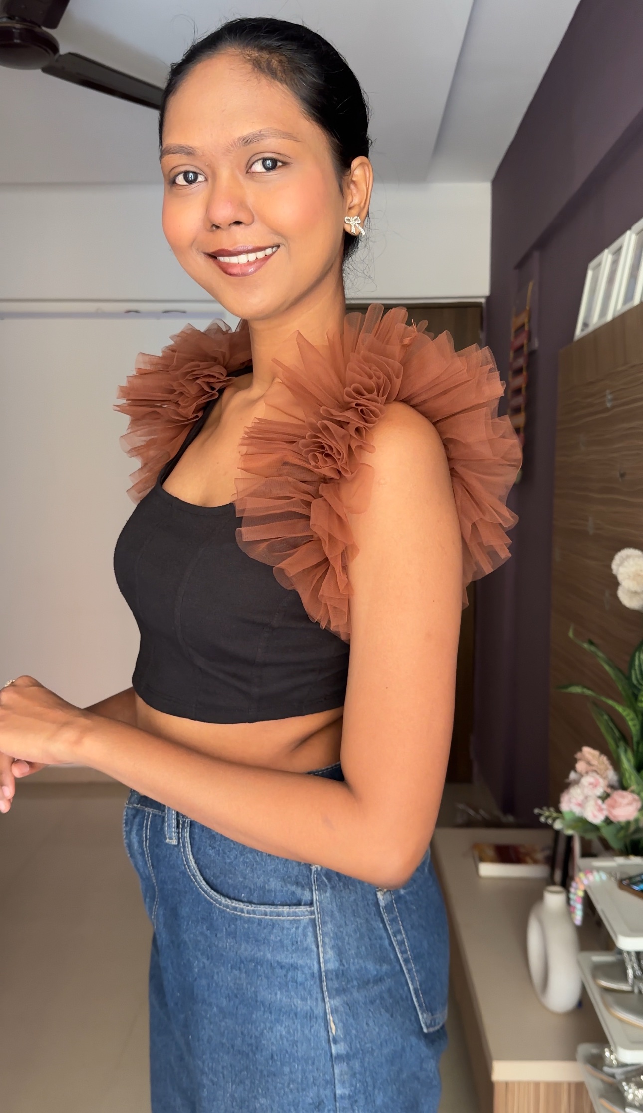 Light Brown Net Ruffle Sleeves